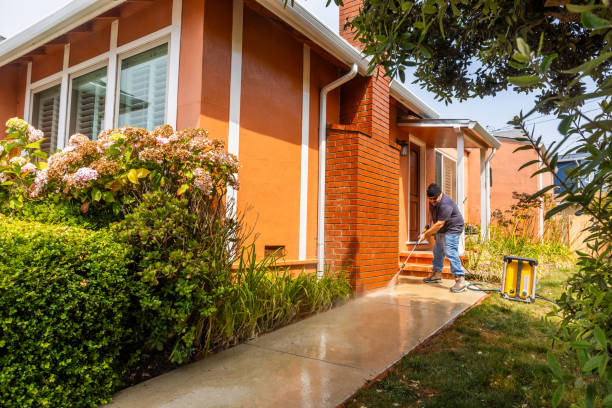 Best Commercial Building Pressure Washing  in Cle Elum, WA