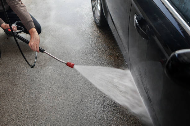 Best Roof Pressure Washing  in Cle Elum, WA